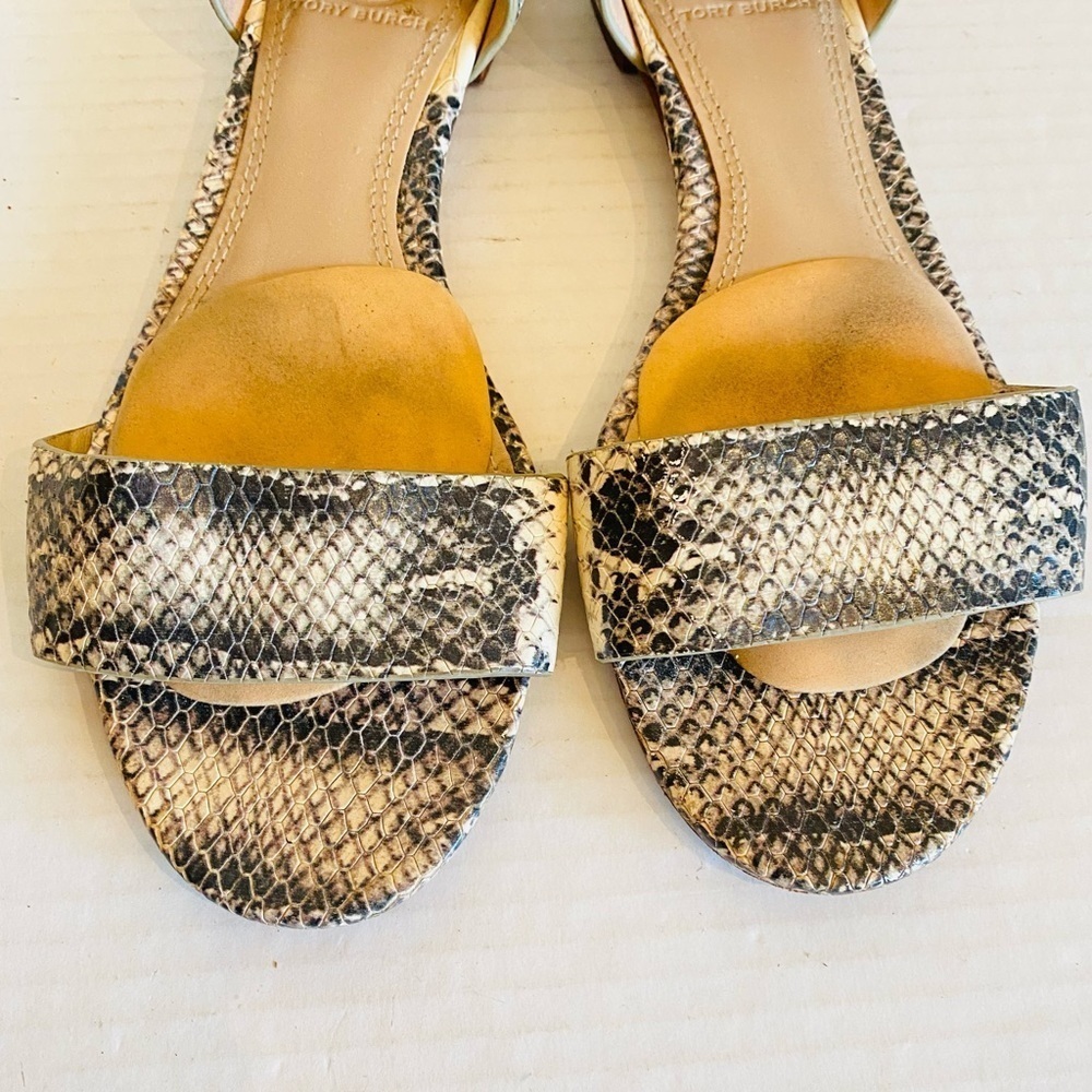 Tory Burch Black and Ivory Snake Printed Leather Sandals Shoes US Size 6 Summer - Picture 3 of 15